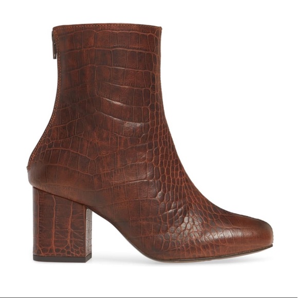 NWT Free People Cecile Croc Embossed Bootie - Picture 5 of 7